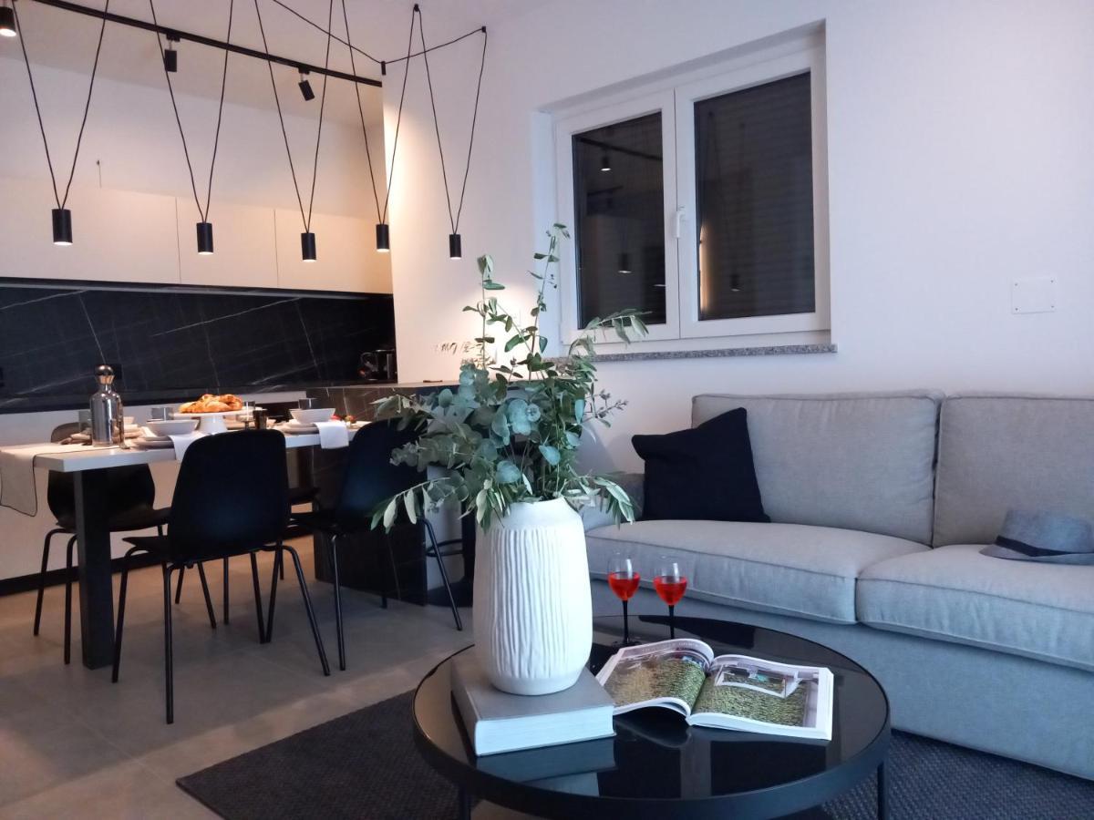 Urban Apartment Pula Exterior photo